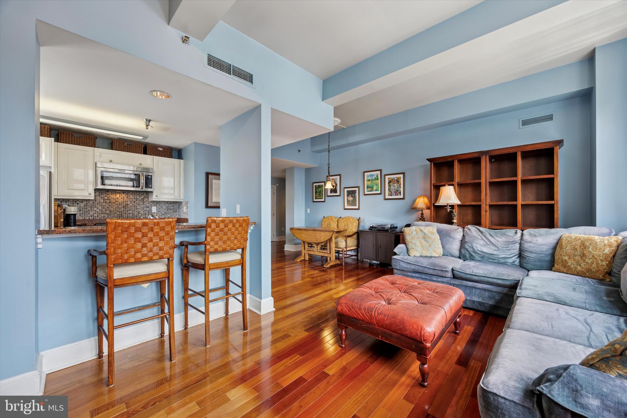 1500 CHESTNUT STREET 18A