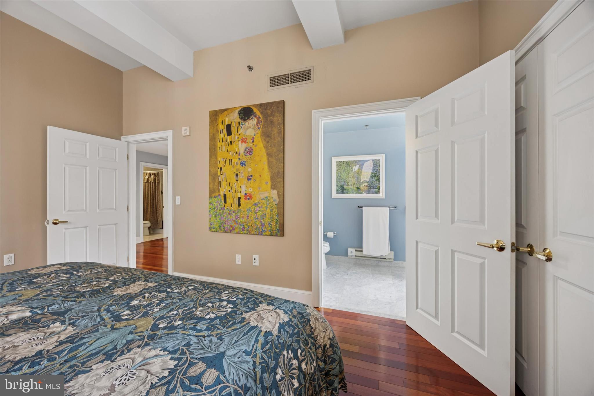 1500 CHESTNUT STREET 18A