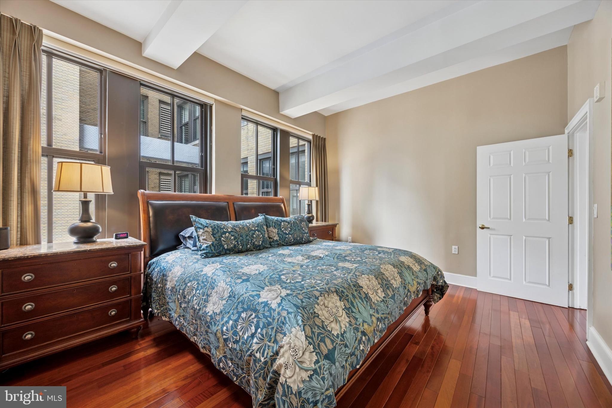 1500 CHESTNUT STREET 18A