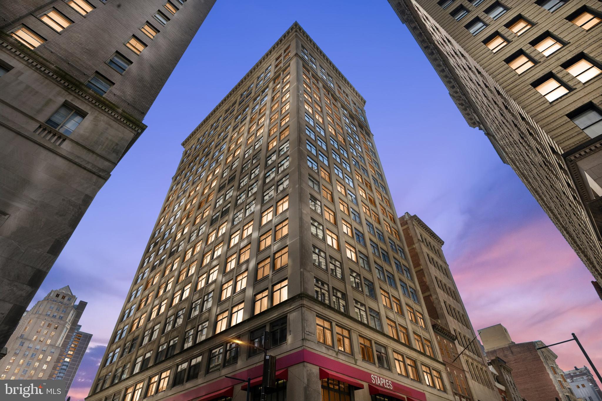 1500 CHESTNUT STREET 18A