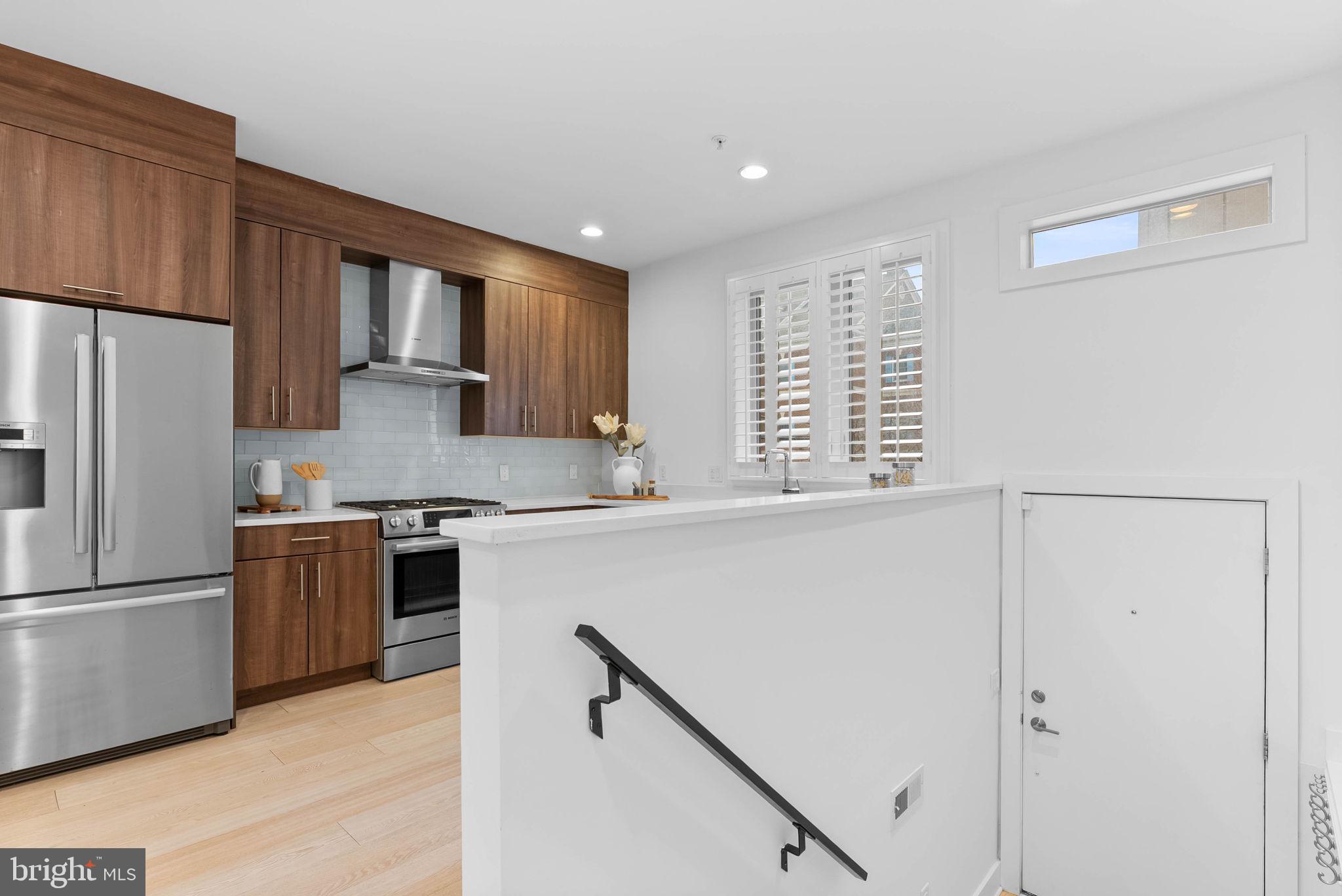 740 S COLUMBUS BOULEVARD 50