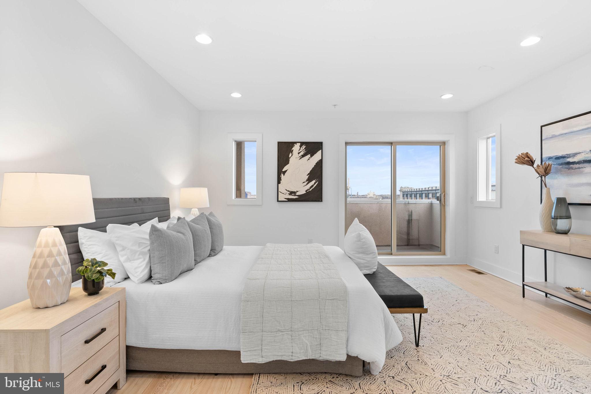 740 S COLUMBUS BOULEVARD 50