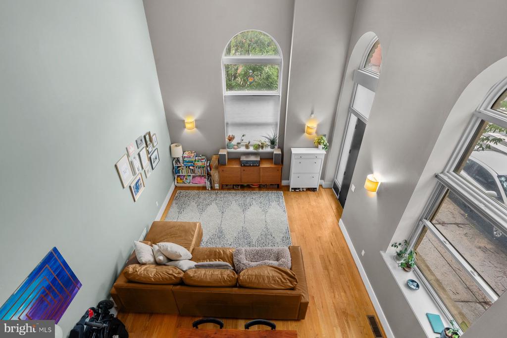 1747 CHRISTIAN STREET Unit: 1