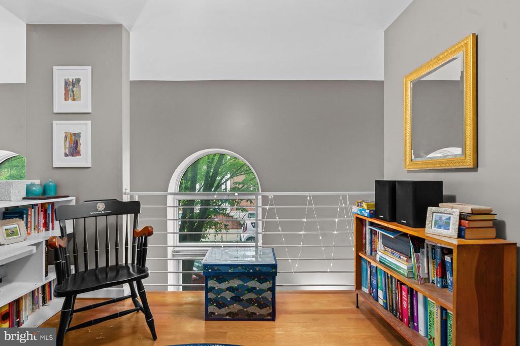 1747 CHRISTIAN STREET Unit: 1