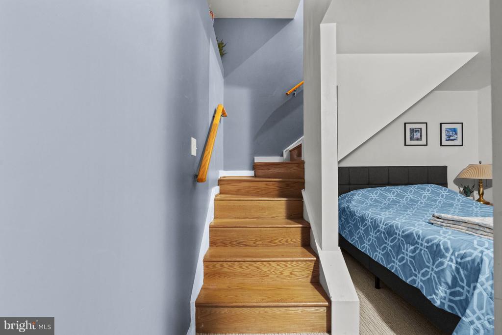 1747 CHRISTIAN STREET Unit: 1