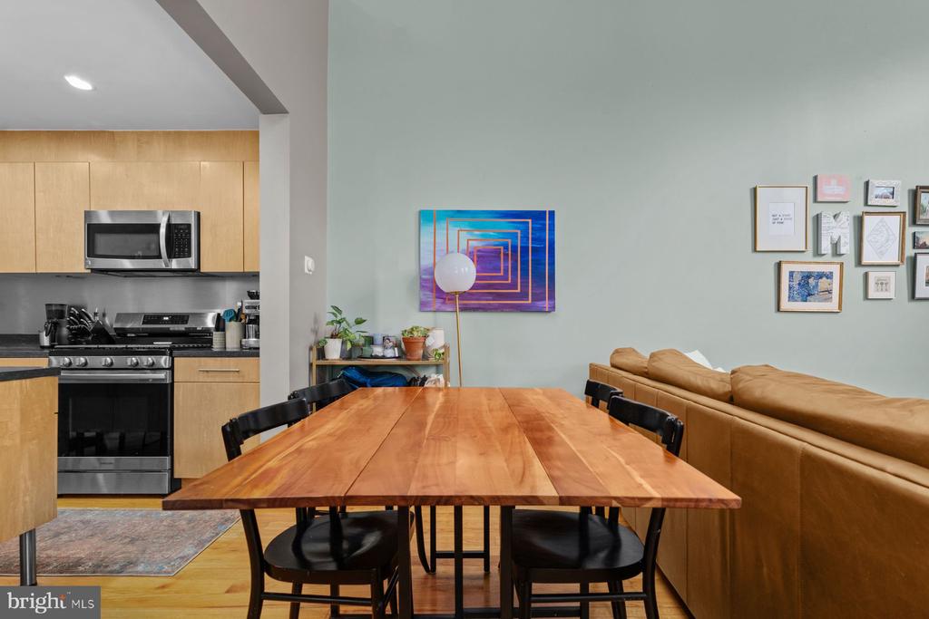 1747 CHRISTIAN STREET Unit: 1
