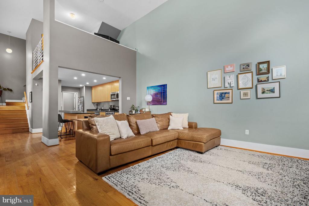 1747 CHRISTIAN STREET Unit: 1
