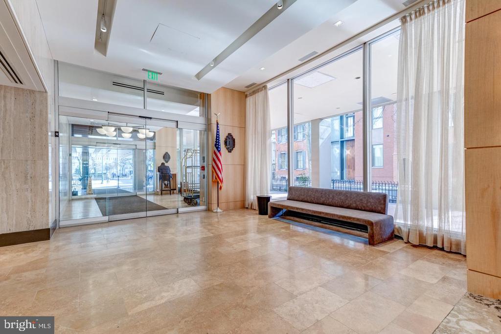 224 W RITTENHOUSE SQUARE Unit: 3010