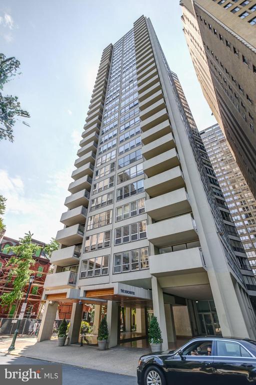 224 W RITTENHOUSE SQUARE Unit: 3010
