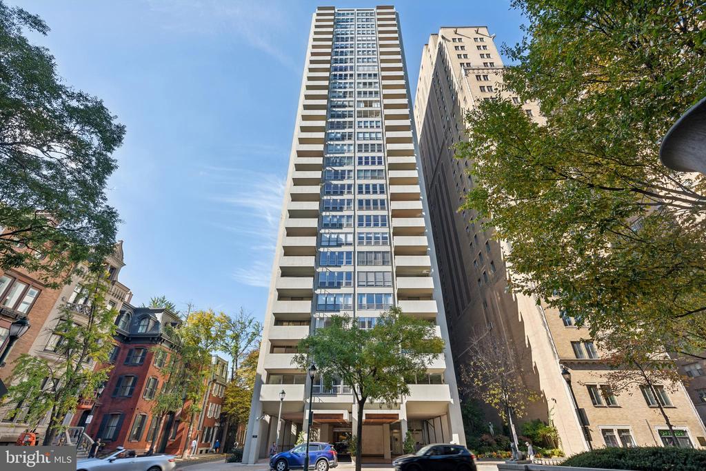224 W RITTENHOUSE SQUARE Unit: 3010