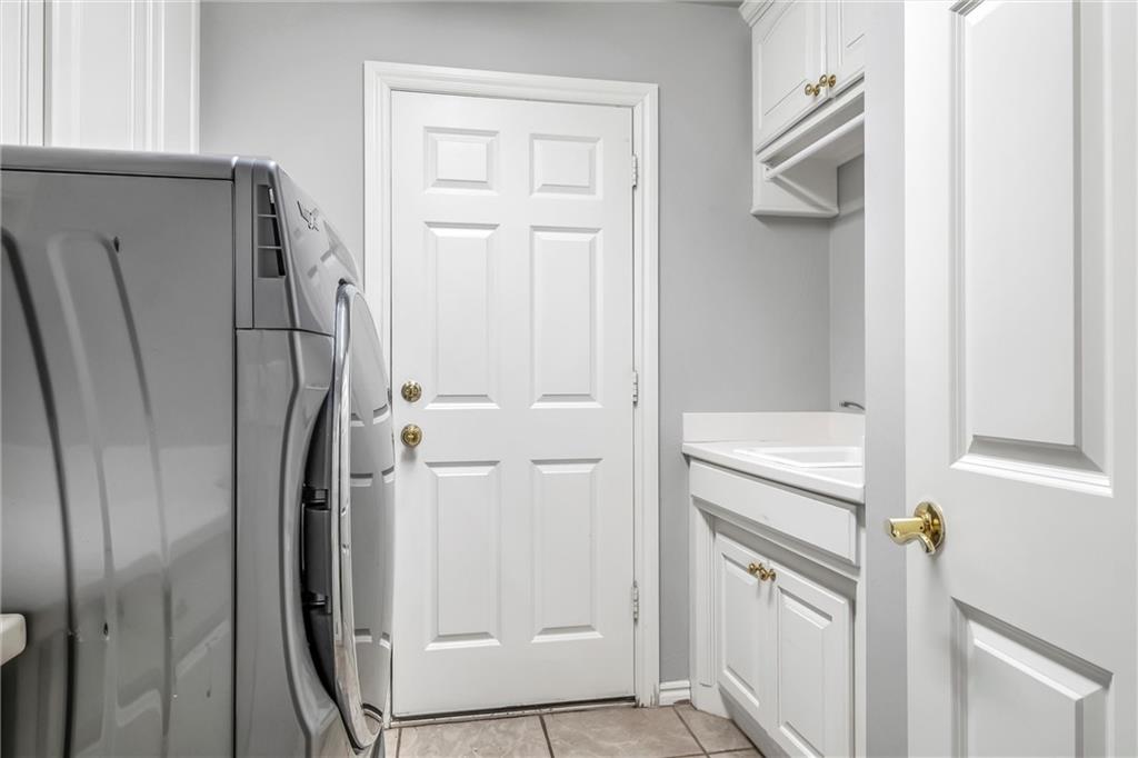 3230 Amberwood Court