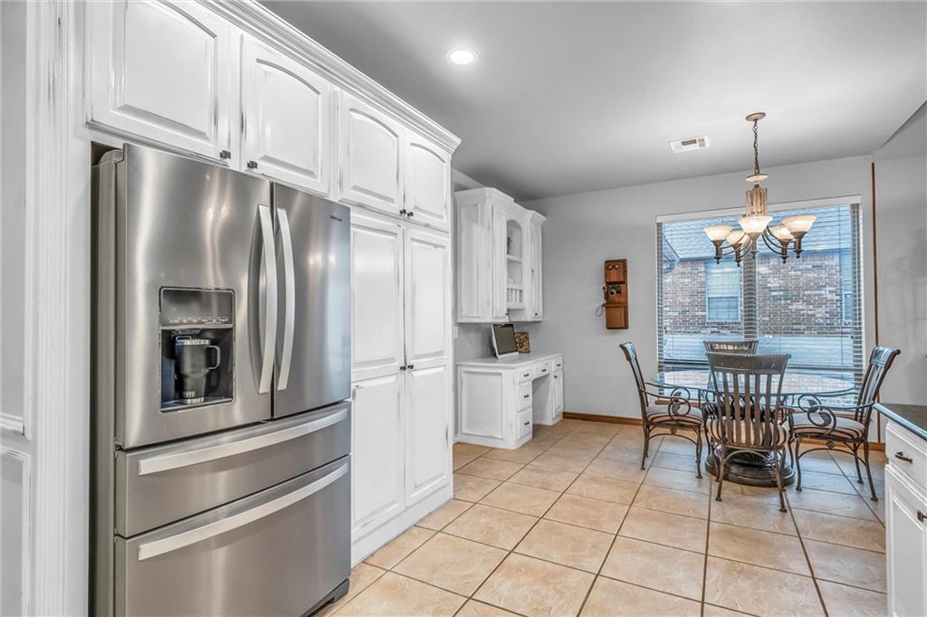 3230 Amberwood Court