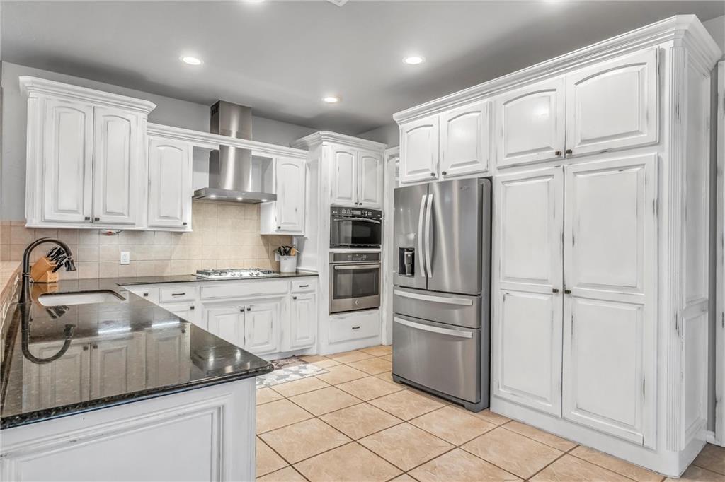 3230 Amberwood Court