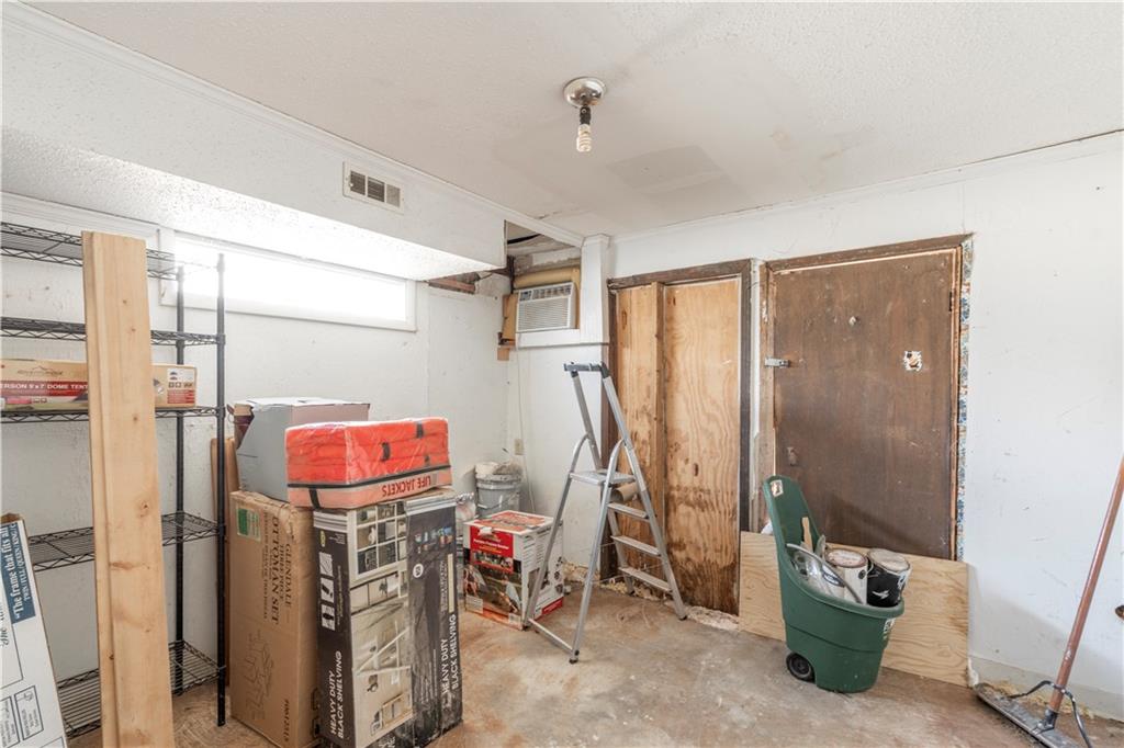 4924 N Miller Avenue