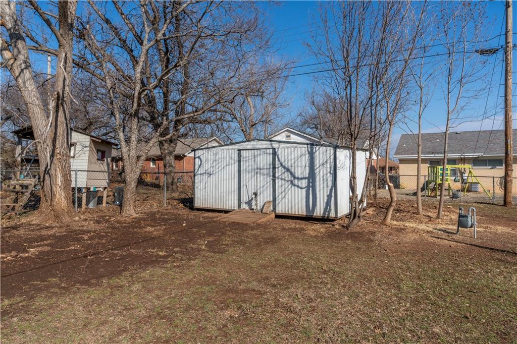 4924 N Miller Avenue