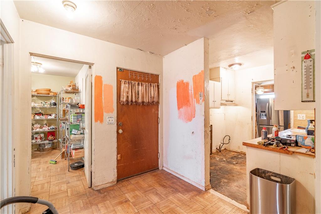 4924 N Miller Avenue