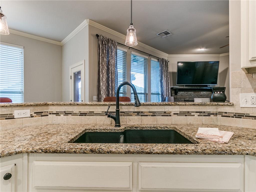 15916 Burkett Circle