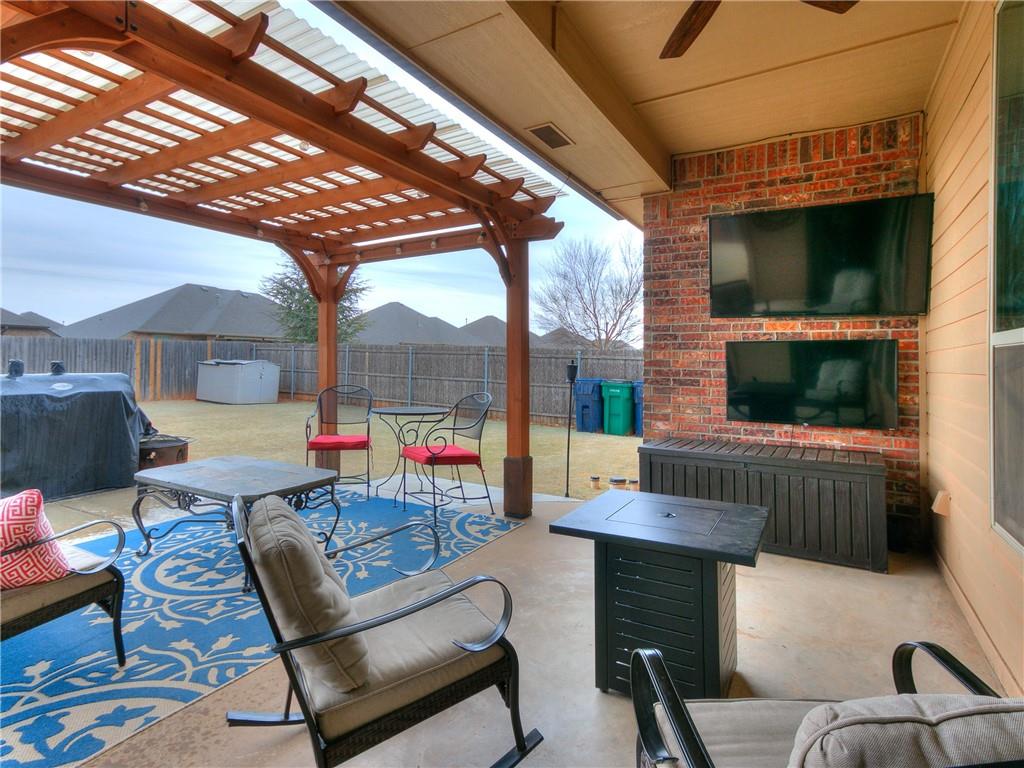 15916 Burkett Circle