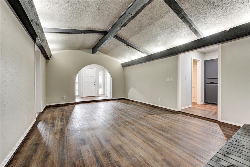 812 N Markwell Avenue