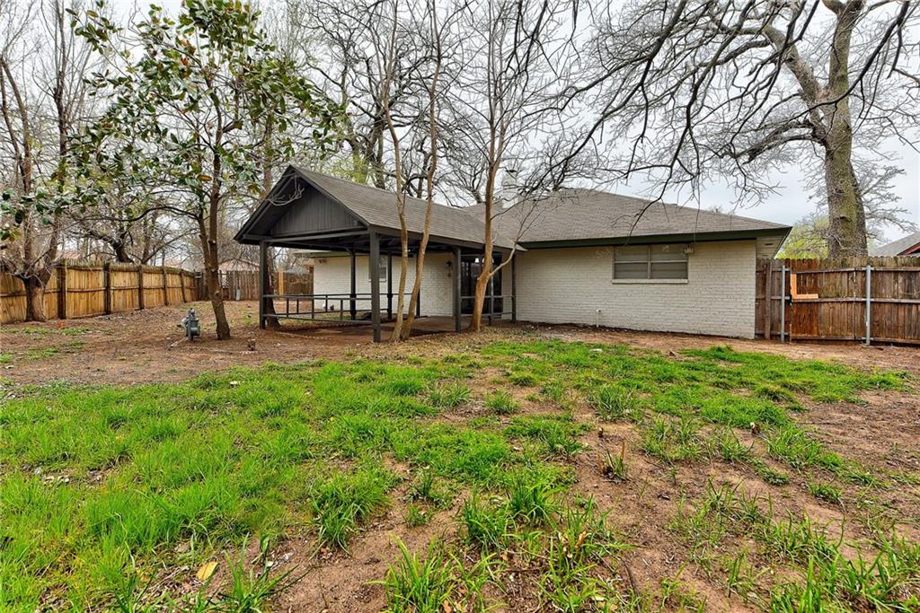 812 N Markwell Avenue