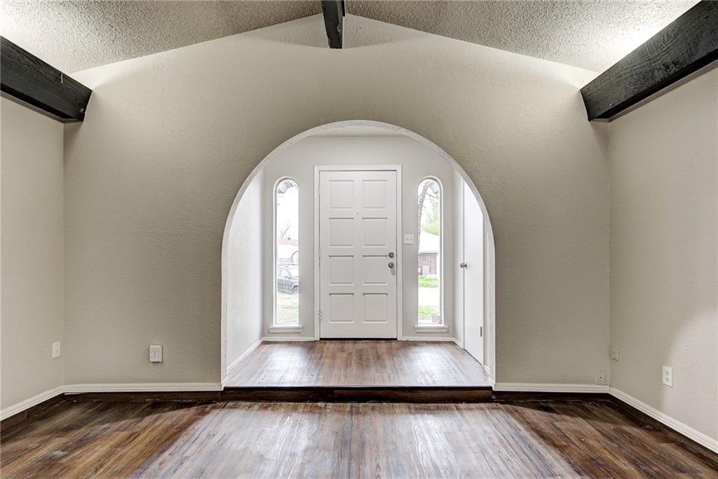 812 N Markwell Avenue