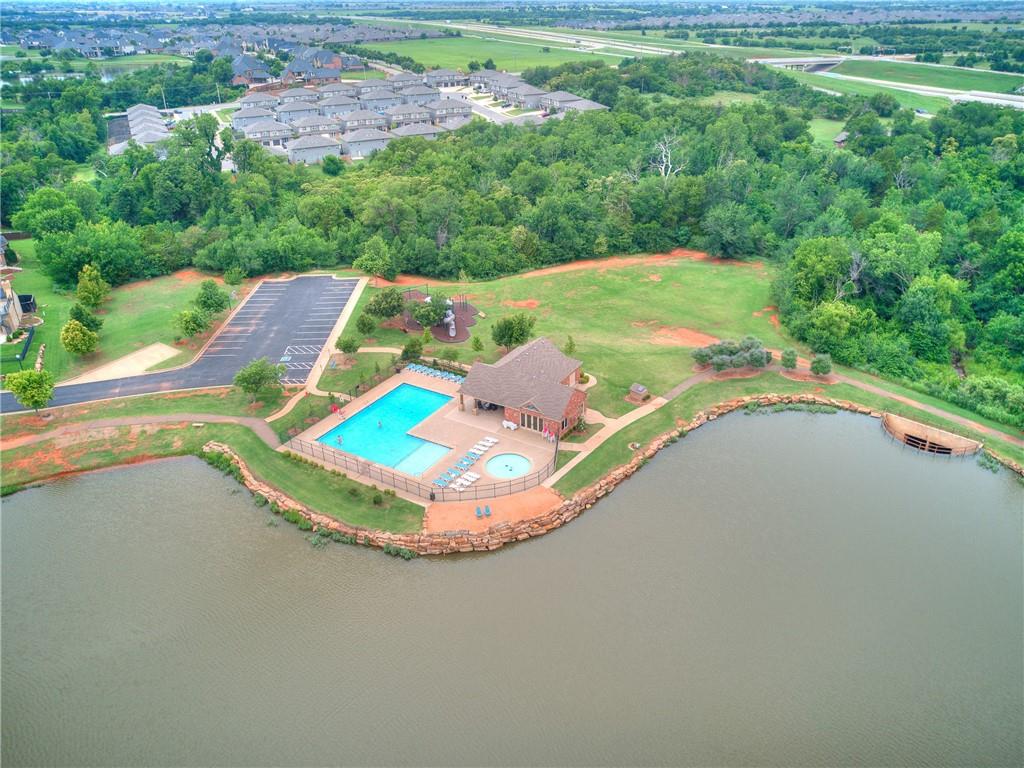 7700 NW 136th Terrace