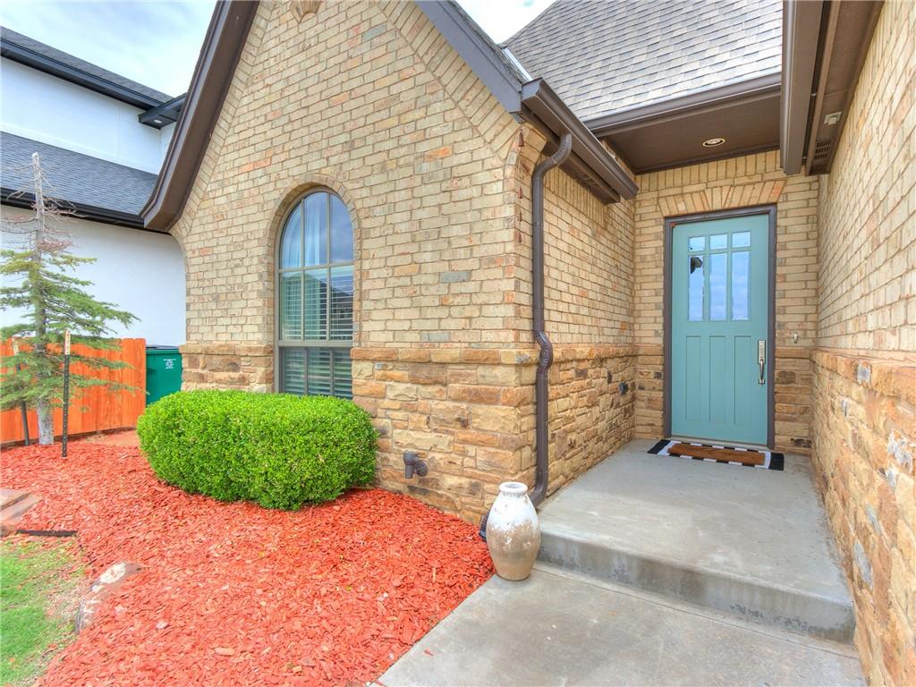 7700 NW 136th Terrace