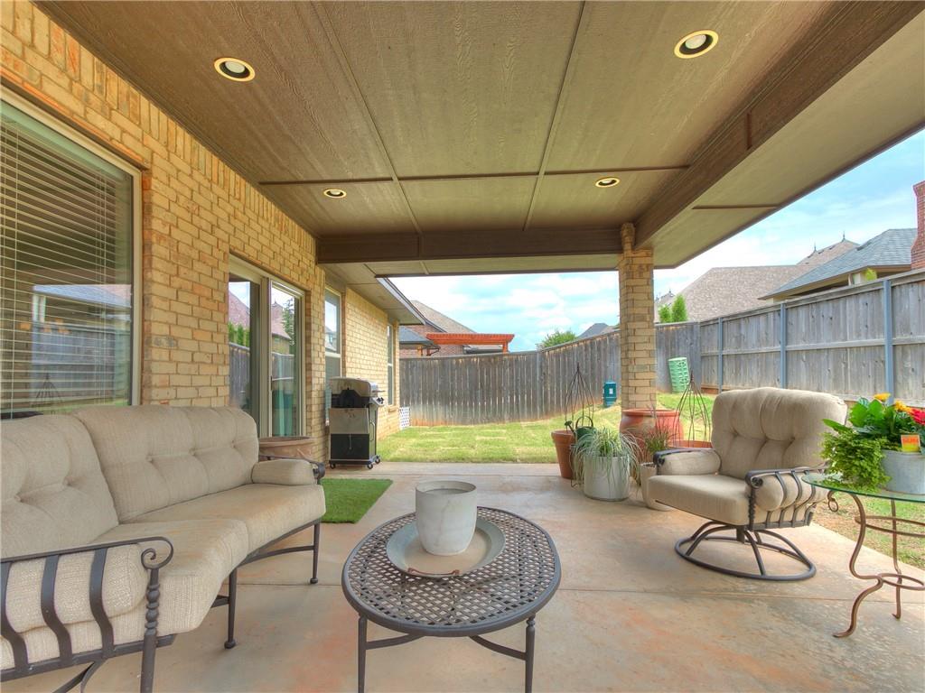 7700 NW 136th Terrace