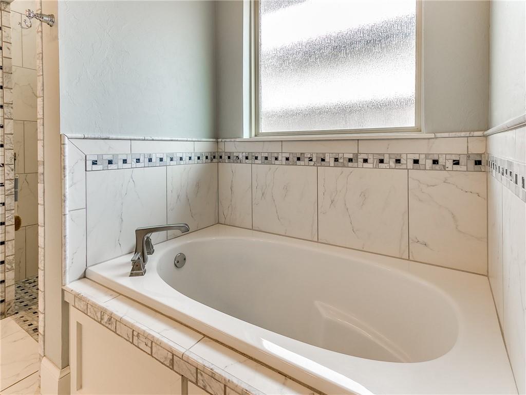 7700 NW 136th Terrace