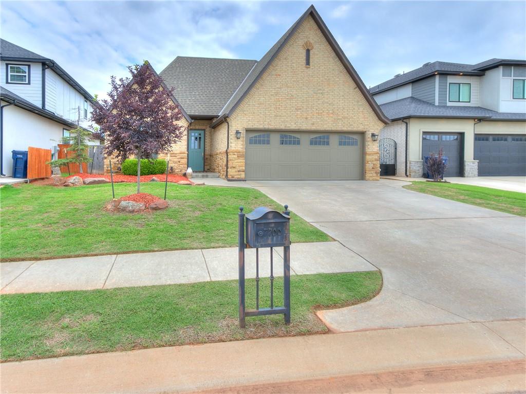 7700 NW 136th Terrace