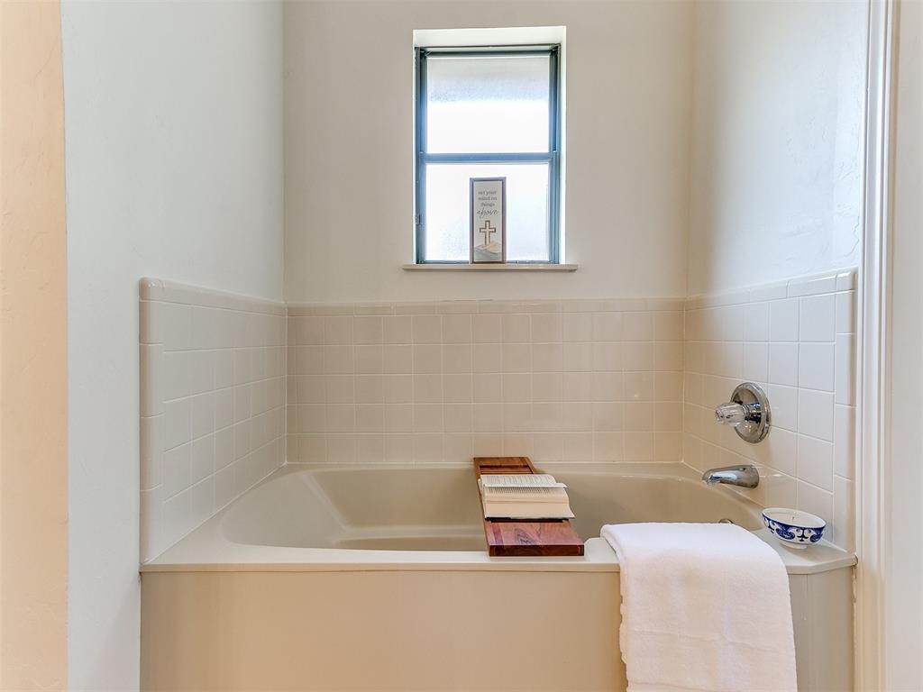 11905 Sundance Mountain Road