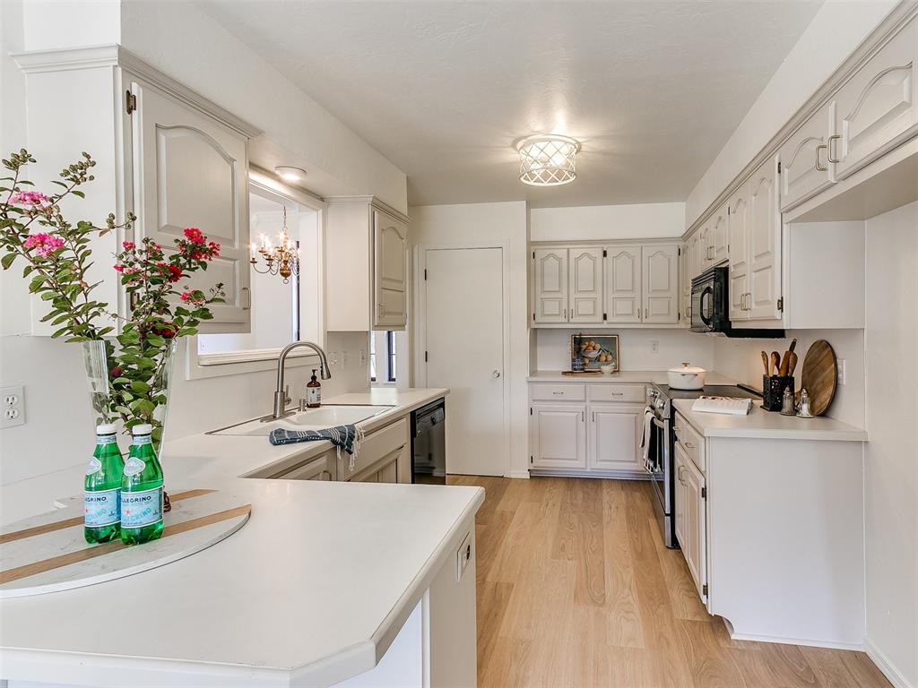 11905 Sundance Mountain Road