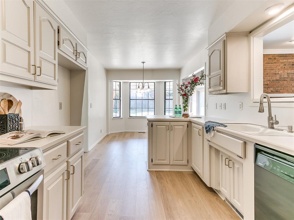 11905 Sundance Mountain Road