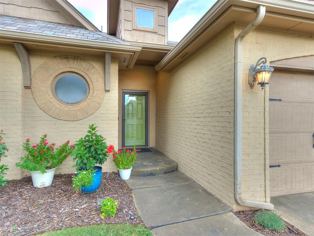 6917 NW 161st Street