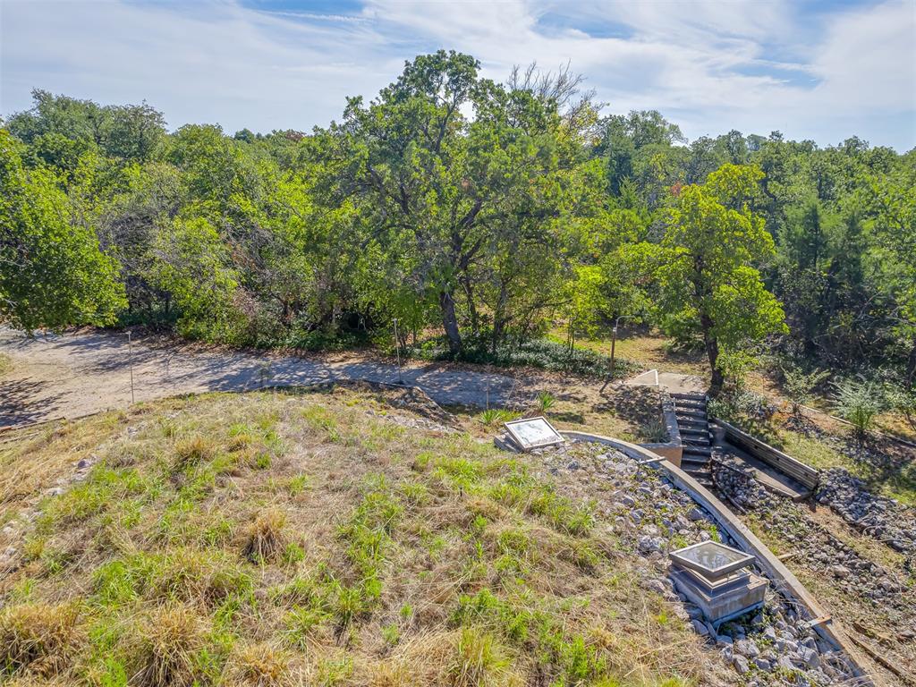 7401 N Rockwell Avenue