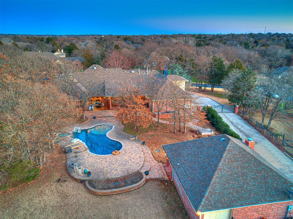 12101 Nandina Circle