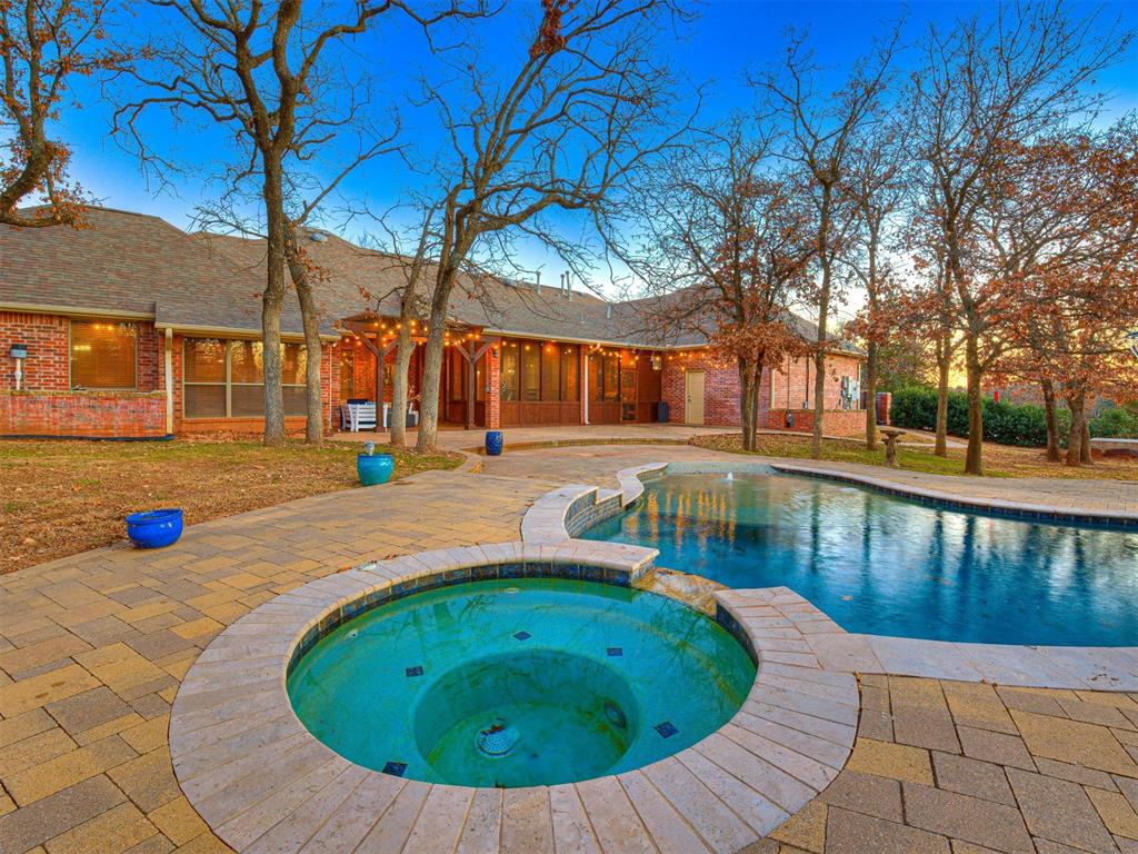 12101 Nandina Circle