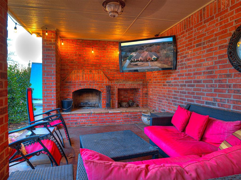 12101 Nandina Circle