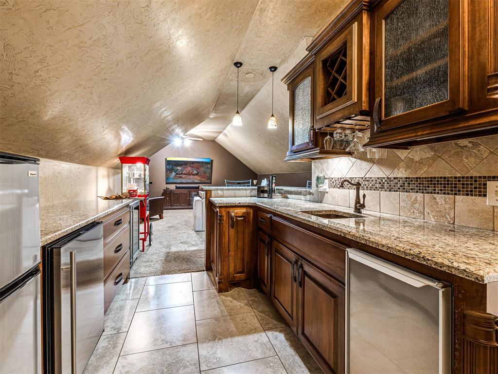 12101 Nandina Circle