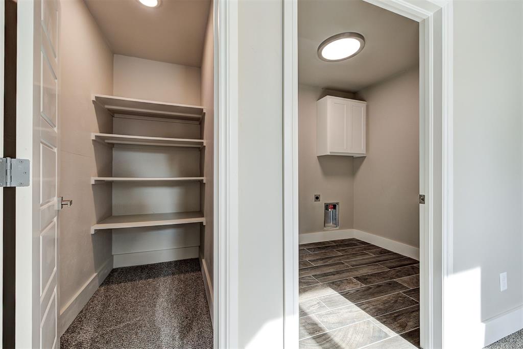 1112 N Eunice Avenue