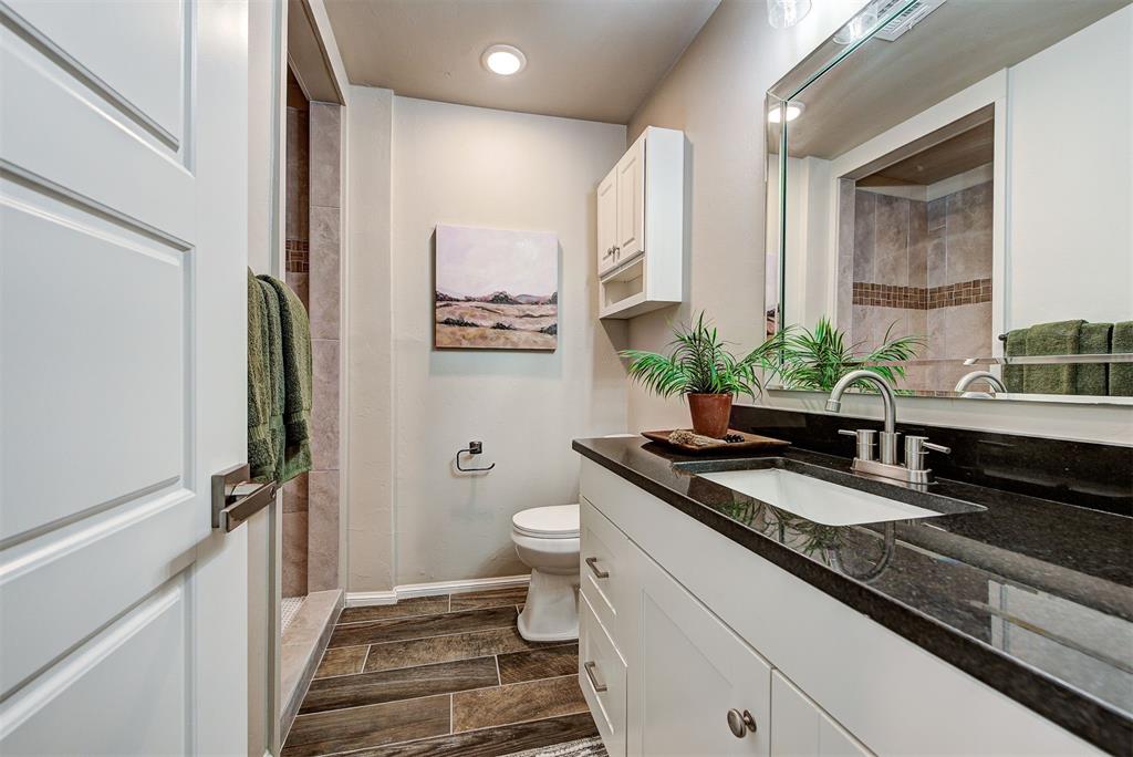 1112 N Eunice Avenue