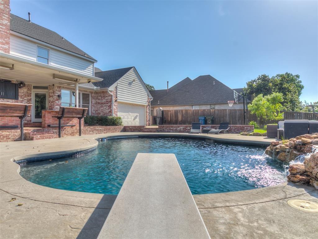 1404 Echohollow Trail