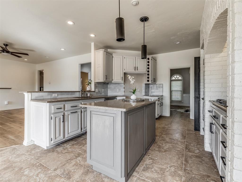 1404 Echohollow Trail