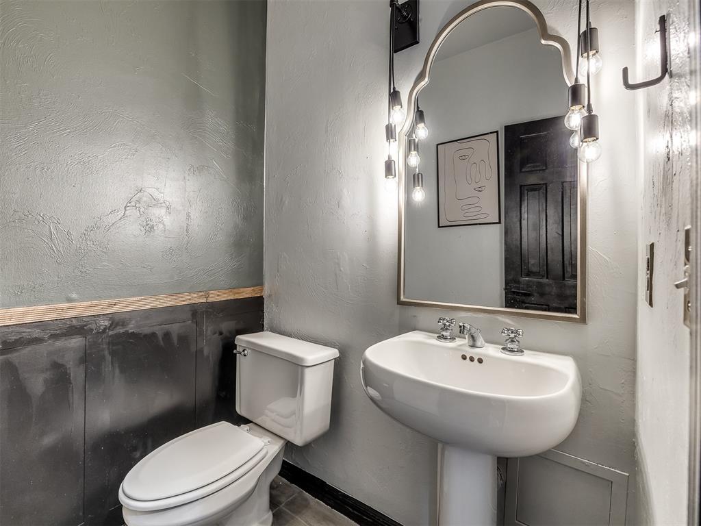 1404 Echohollow Trail