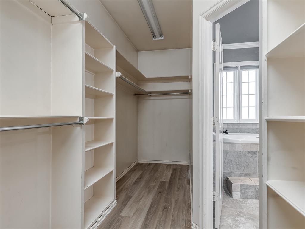 1404 Echohollow Trail