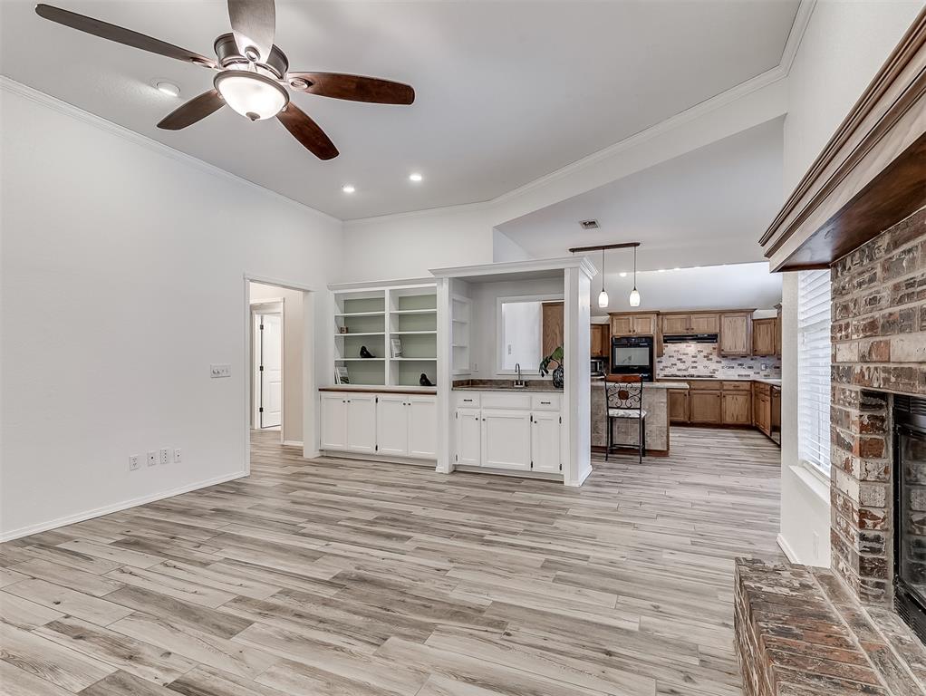 1816 N Shawnee Trail