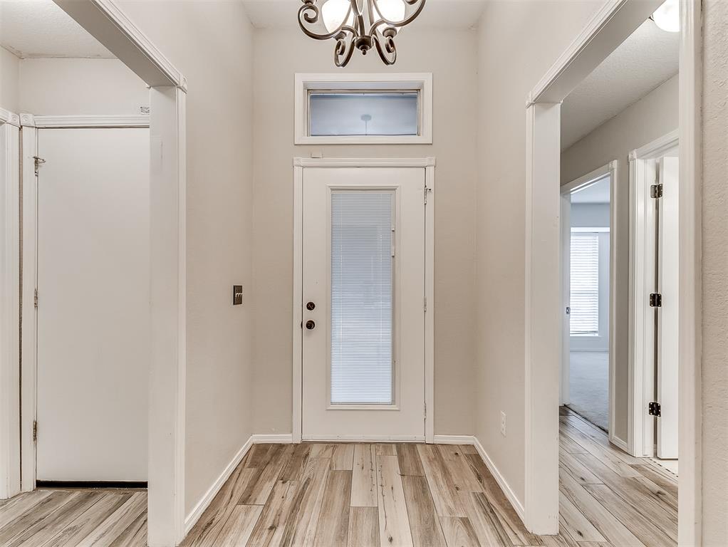 1816 N Shawnee Trail