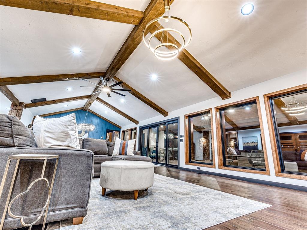 20821 N Pennsylvania Avenue