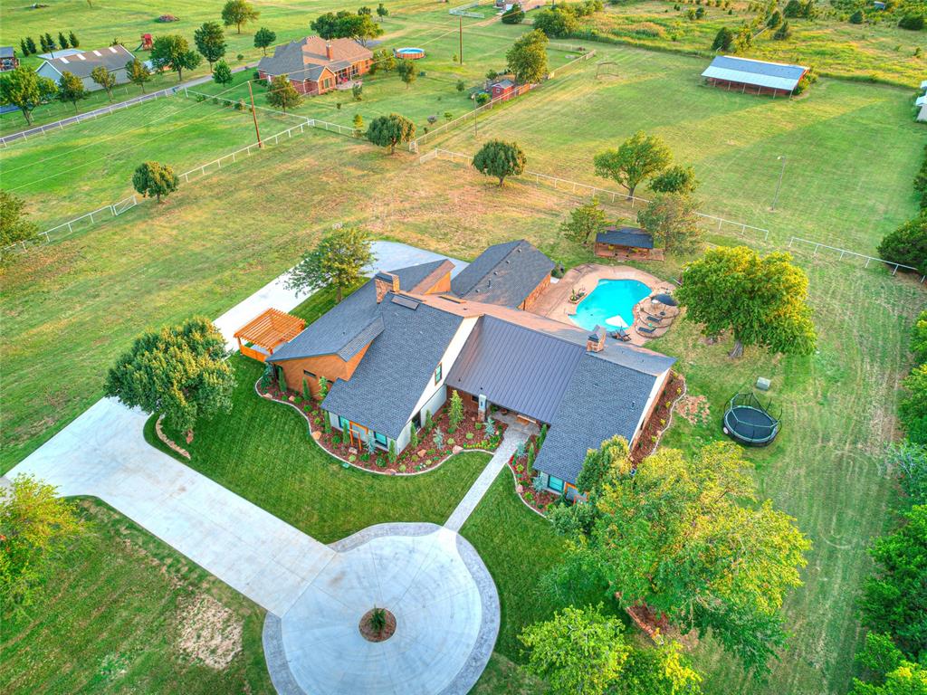 20821 N Pennsylvania Avenue