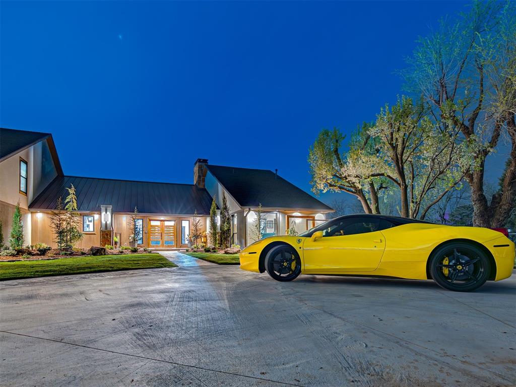 20821 N Pennsylvania Avenue